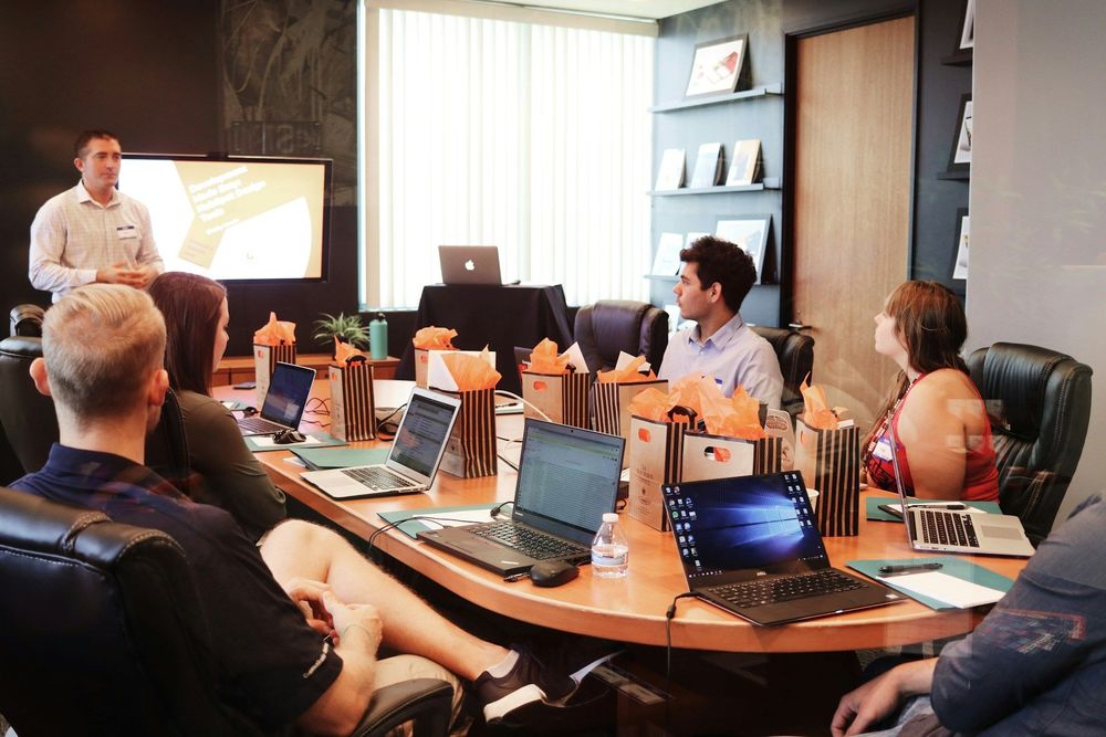 News | LiuGong Partners with aTalent to Build a Global Service Training Digital Platform