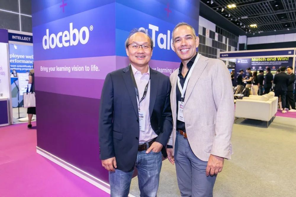 Illuminating Singapore with a Brushstroke of Purple: aTalent &Docebo joint event in Singapore!